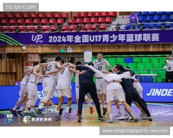 激战正酣！最新篮球赛果揭晓，精彩瞬间回顾与精彩分析