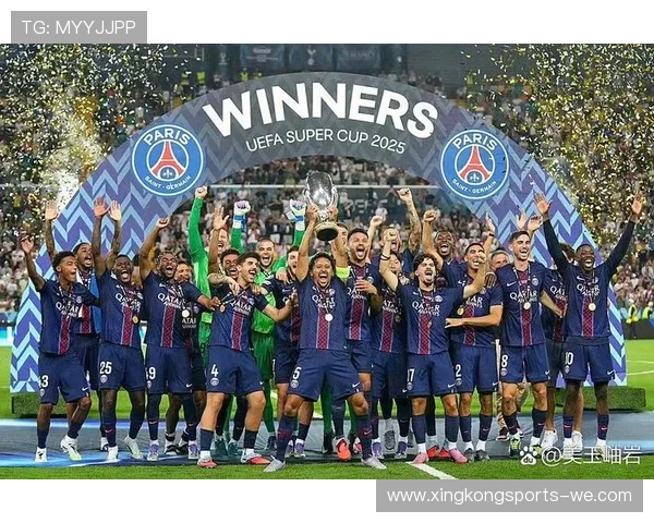 欧冠小组赛战况激烈,豪门球队争夺激增,谁能最终捧起大耳朵杯? 欧冠小组赛战况激烈,豪门球队争夺激增,谁能最终捧起大耳朵杯?